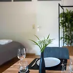 Bernhards Kossgasse - Gratis Parken, Klimaanlage & Balkon