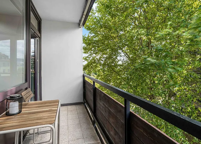 Apartman Bernhards Kossgasse - Gratis Parken, Klimaanlage & Balkon *