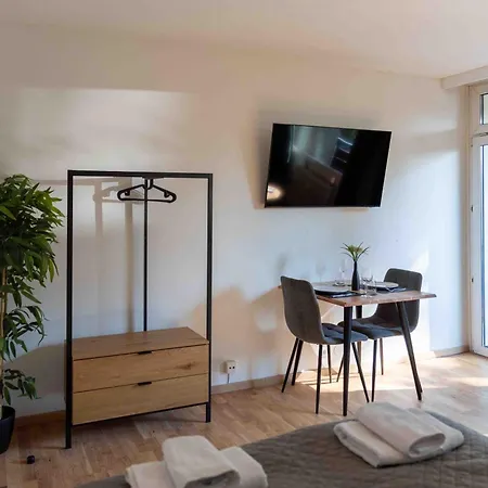 Appartamento Bernhards Kossgasse - Gratis Parken, Klimaanlage & Balkon *