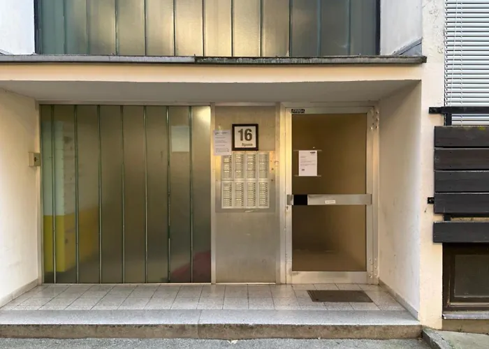 Bernhards Kossgasse - Gratis Parken, Klimaanlage & Balkon شقة *