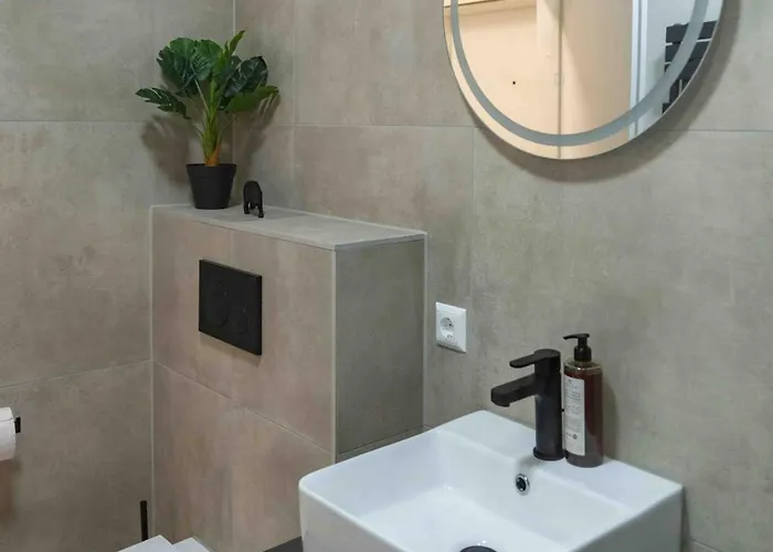 Bernhards Kossgasse - Gratis Parken, Klimaanlage & Balkon * غراتس