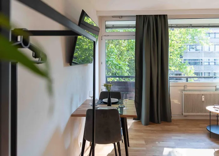 Bernhards Kossgasse - Gratis Parken, Klimaanlage & Balkon شقة *